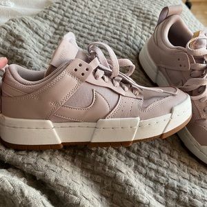 Nike Lavender Disrupt sneakers